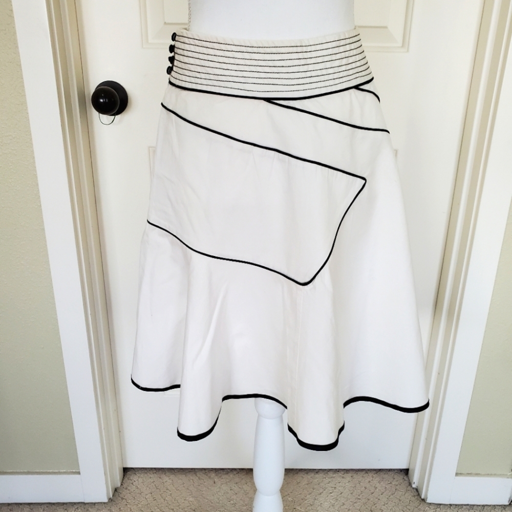 Women's White and Black A-line Skirt